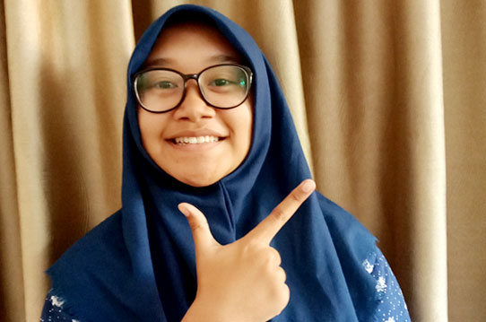 Az-Zahra Zamzami Sinara