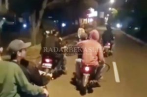 Kelompok Pemuda Dilengkapi Sajam Resahkan Warga