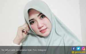 Adik Via Vallen Positif Corona, Begini Kronologisnya