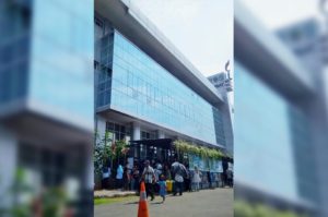 Antrean Samsat Menumpuk