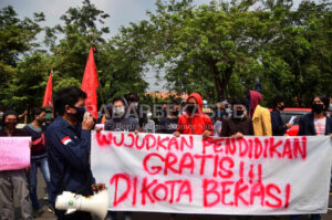 Tolak Kebijakan Kampus Merdeka