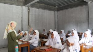 Guru Mapel Sejarah Protes Keras