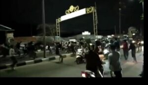 Viral Tawuran Malam Bersenjata Tajam di Tambun, Kapolsek Bilang Begini