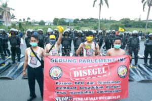 Buruh Bekasi Merasa Dibohongi