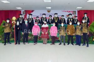 Politeknik Kelapa Sawit Citra Widya Edukasi Wisuda 147 Lulusan