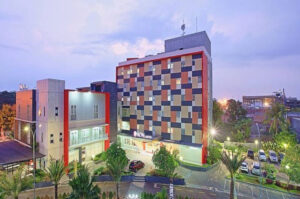 @HOM Hotel Utamakan Prokes