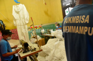 Beralih Produksi APD Selama Pandemi