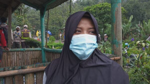 Neni Sedang Siapkan Sarapan Pagi, Gemuruh Banjir Bandang Menerjang