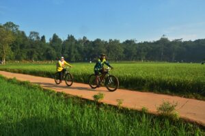 Kontraktor Geram Belum Dibayar