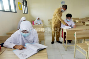 Kepala Daerah Diminta Tegas Tunda PTM