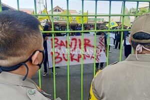 DBMSDA Dituntut Kembalikan Fungsi Sungai