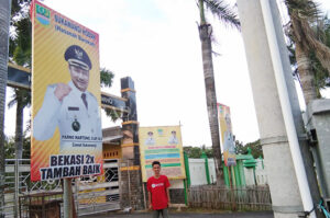 Komisi I Minta Tertibkan Spanduk Bekasi 2X Tambah Baik