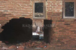 Korban Banjir Kesulitan Air Bersih