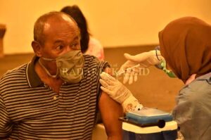 64 Ribu Orang Divaksinasi