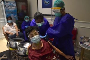  Dipersingkat, Tahapan Vaksinasi hanya Melewati Dua Meja 