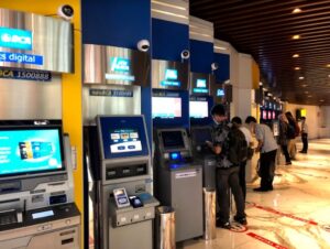 BCA Sediakan Uang Tunai Rp 53 Triliun