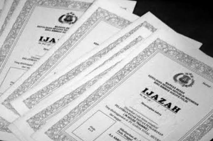 ILUSTRASI: Ijazah. FOTO: ISTIMEWA