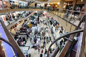 Pasar dan Hiburan Belum Aman