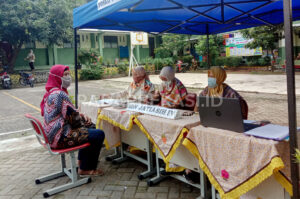 Belum Banyak Orang Tua Datangi Sekolah