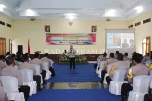 Dalam Situasi Banjir Hoaks dan Disinformasi, Polisi Harus Melakukan Jihad Informasi