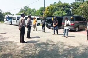 Angkut Penumpang, Sepuluh Travel Gelap Diamankan