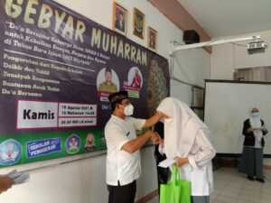 Beri Teladan lewat Santunan