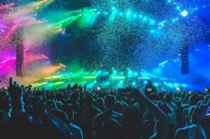 Kegiatan Skala Besar Masih Dibatasi