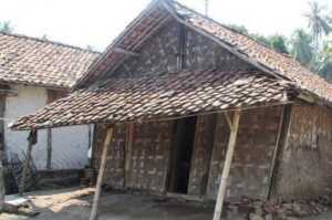 Oktober, 480 Rutilahu Dipugar