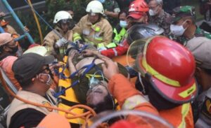 Polisi Selidiki Penyebab Kebakaran Gedung Cyber