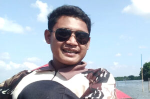 Jadi Mahasiswa sekaligus Guru