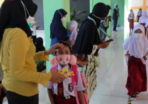 Ortu Wajib Baca, Ini Alasan KSP Tetapkan PTM 100 Persen