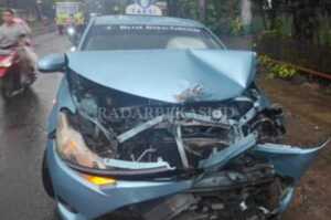 Tabrakan Beruntun di Jalur Tengkorak