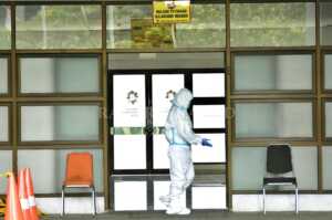 Belasan Pasien Tempati RS Darurat