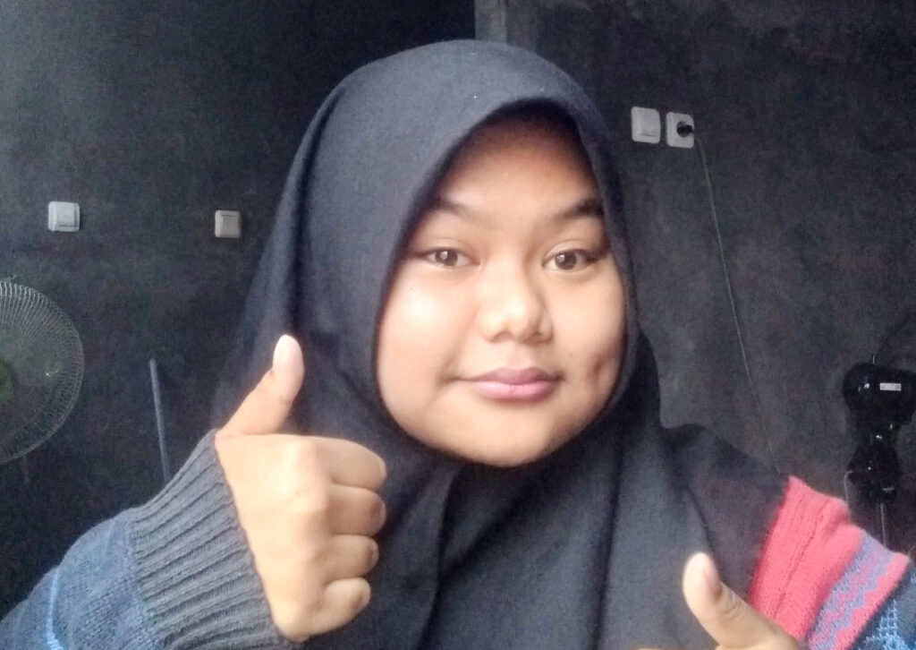 Gemar Baca Novel Romance