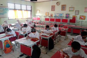 Pengaruh Kebijakan PJJ jadi PTM 50 Persen