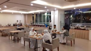 Buka Puasa Bersama Sepuasnya di Hotel Santika Mega City Bekasi