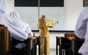 Jakarta Kembali Terapkan PTM 100 Persen