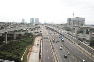 Urai Kemacetan Tol Japek