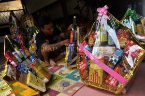 Usaha Parsel Lebaran Sepi Pembeli