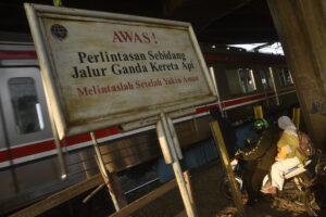 Rawan Laka, Tutup Perlintasan Sebidang