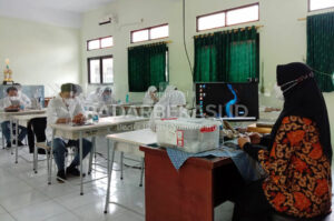Penerapan Kurikulum Merdeka, Sekolah Negeri Wajib, Swasta Dianjurkan