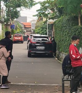Inafis Bawa Tiga Koper dari Rumah Irjen Ferdy Sambo
