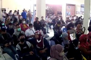 Pemutihan Pajak Kendaraan Bermotor, Kantor Samsat Diserbu Warga