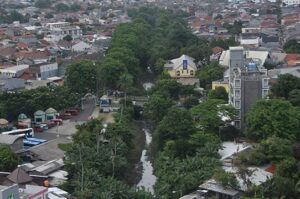 Normalisasi Tak Bangun Taman