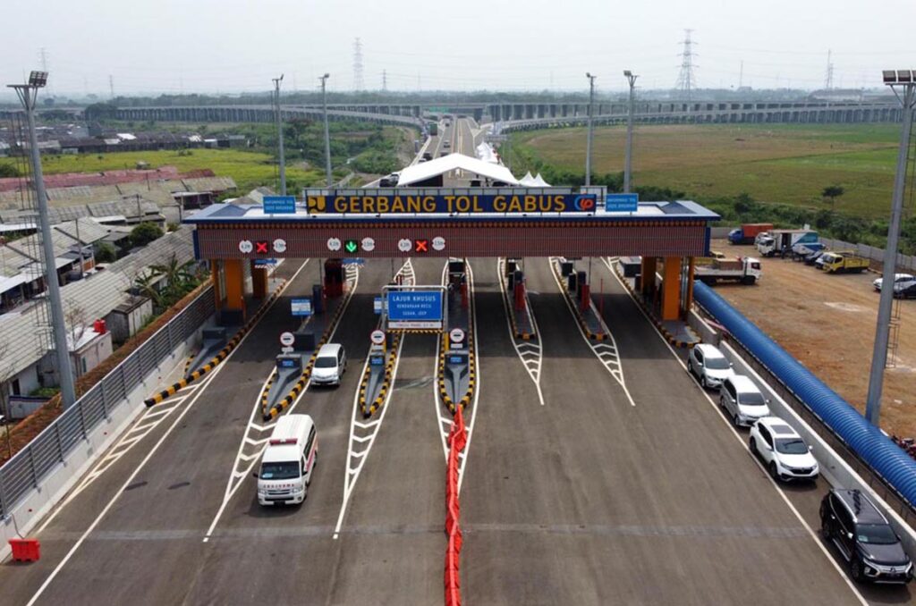 Jokowi Resmikan Jalan Tol Cibitung-Cilincing