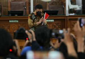Ferdy Sambo Sempat Ditodong Pistol Ajudan Usai Tembak Brigadir J
