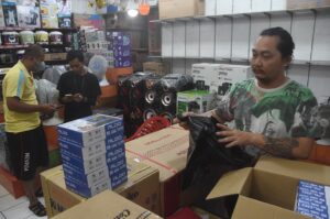 Warga Keluhkan Peralihan TV Digital