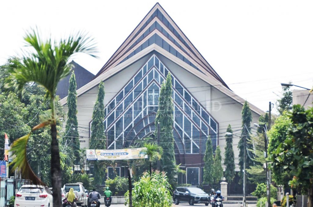 277 Gereja Dijaga Ketat