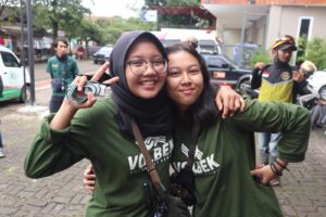 Ananda Cahaya Aisyah, Perempuan yang Aktif jadi Sukarelawan