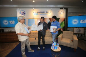 FFI Luncurkan Buku Berjudul 100 Sosok Pahlawan Kemajuan Keluarga   